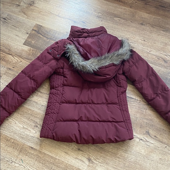 Old Navy Womens Puffer Jacket Small - Picture 4 of 4